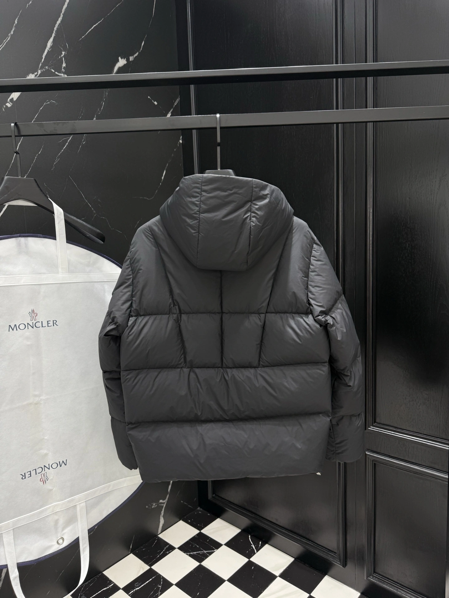 wg.luxury-- 7o9385r Down jacket white duck down item: E-F443J1227H